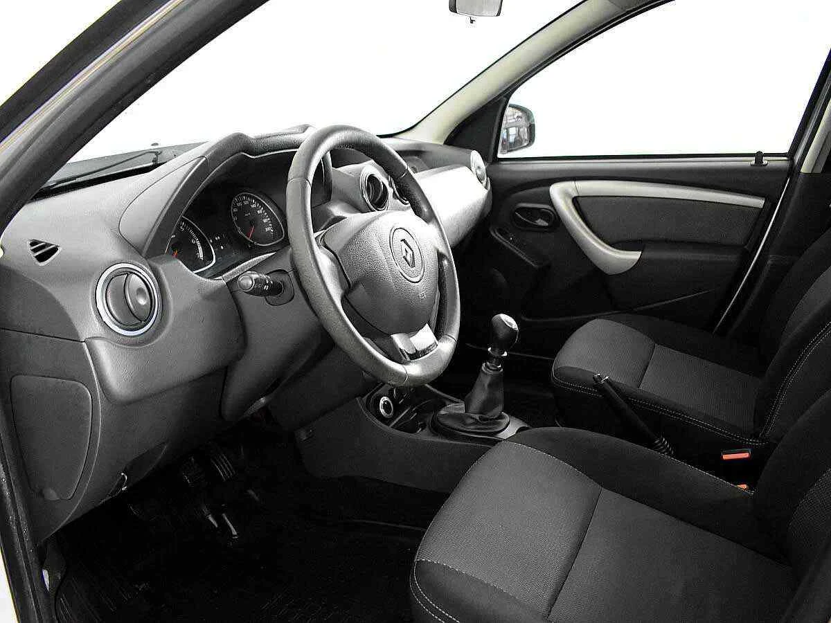 Renault Duster, Серебряный, 2014, Механическая, 90 л.с., цена от 473 000 руб.