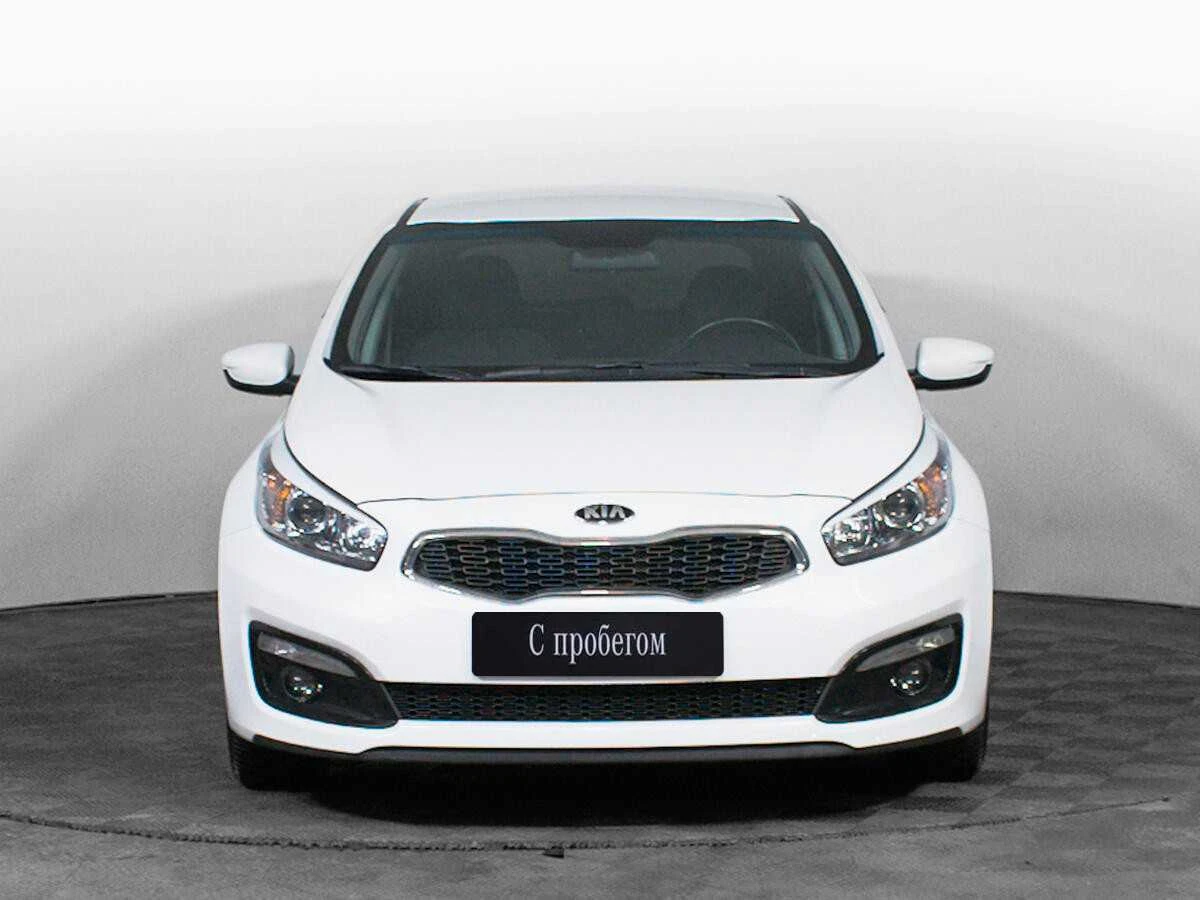 KIA CEED, Белый, 2017, Автоматическая, 130 л.с., цена от 976 000 руб.
