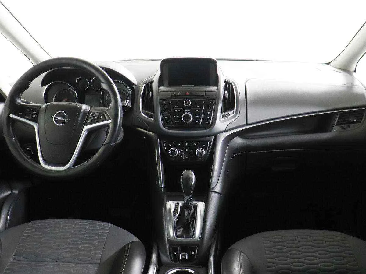 Opel Zafira, Белый, 2013, Автоматическая, 140 л.с., цена от 799 000 руб.