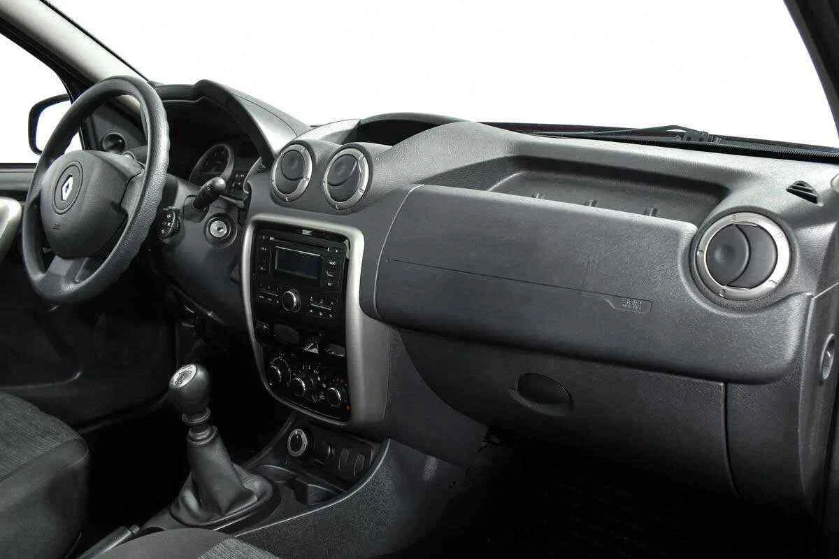 Renault Duster, Красный, 2014, Механическая, 90 л.с., цена от 699 000 руб.