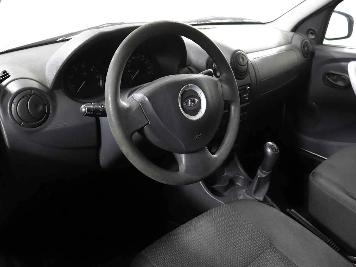 LADA Largus, Белый, 2020, Механическая, 87 л.с., цена от 450 000 руб.