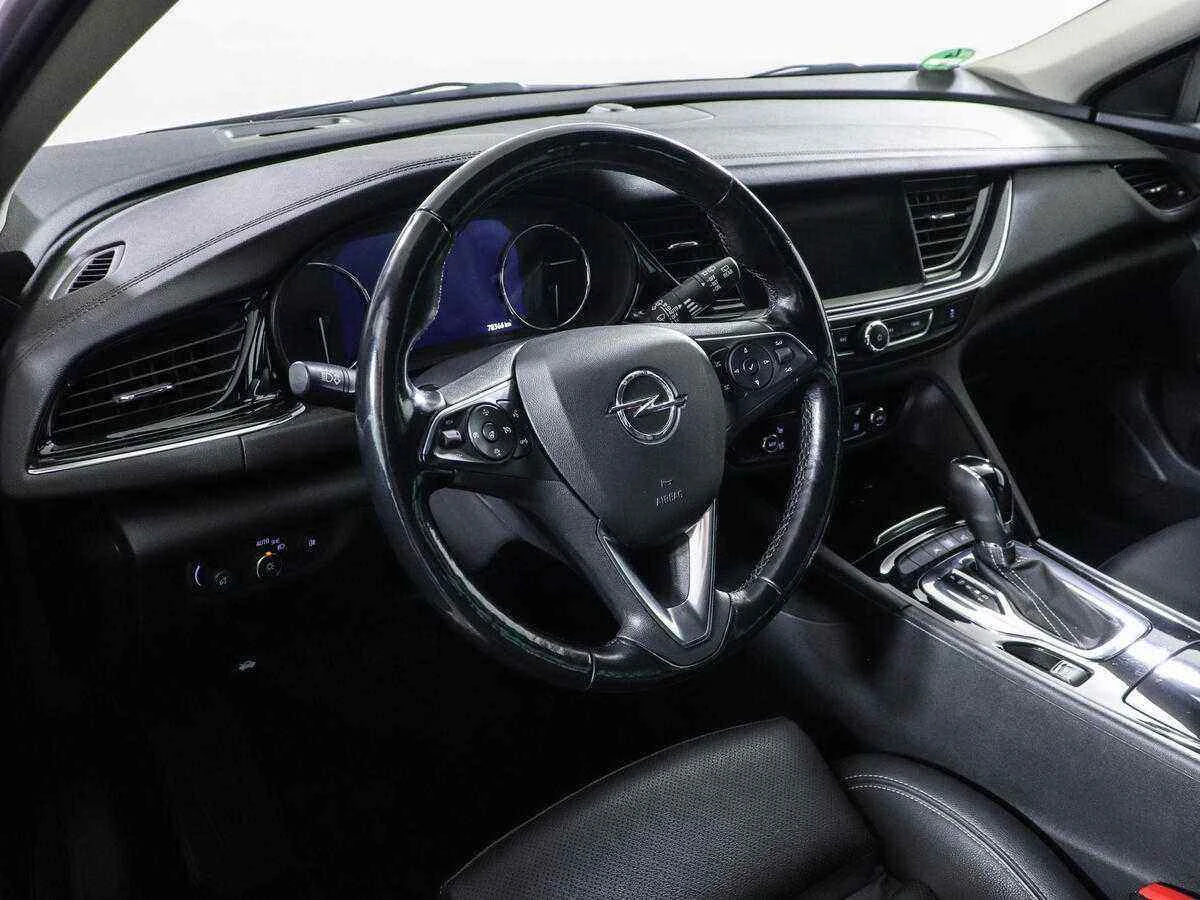 Opel Insignia, Белый, 2019, Автоматическая, 170 л.с., цена от 1 549 000 руб.