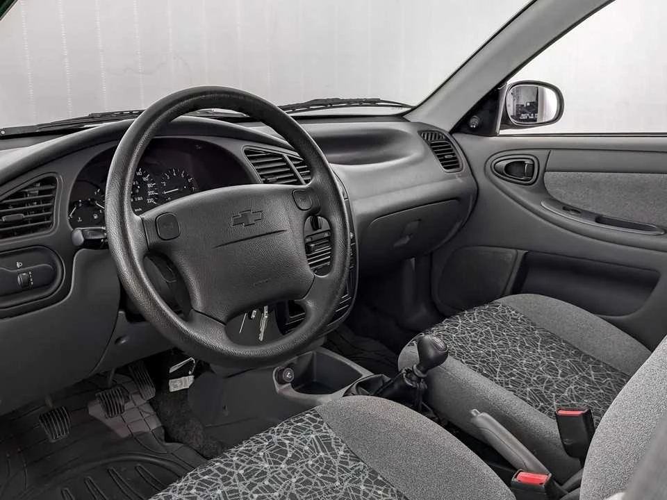 CHEVROLET LANOS, Серебряный, 2008, Механическая, 86 л.с., цена от 336 000 руб.