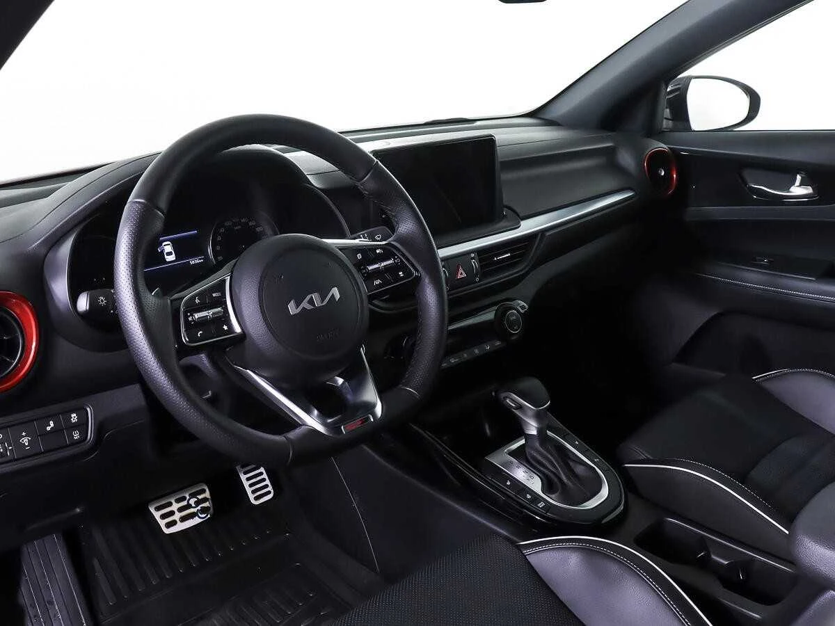 KIA CERATO, Красный, 2021, Автоматическая, 150 л.с., цена от 1 712 000 руб.