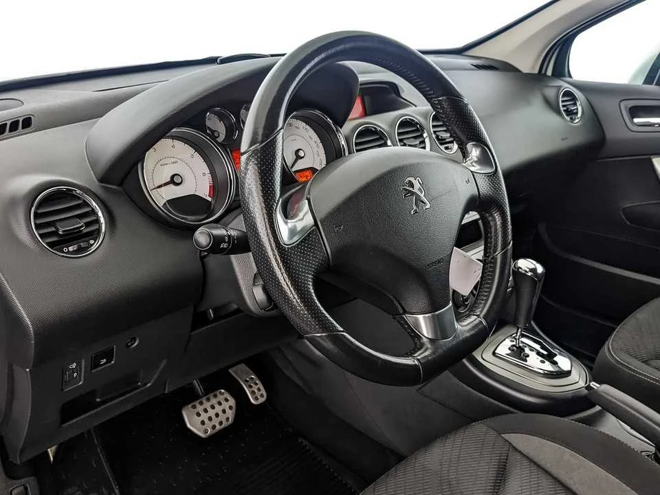 PEUGEOT 408, Белый, 2015, Автоматическая, 150 л.с., цена от 611 200 руб.