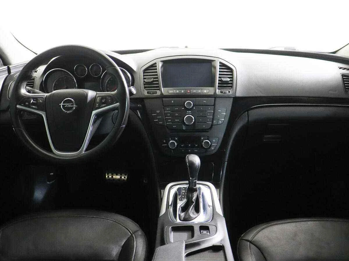 Opel Insignia, Белый, 2011, Автоматическая, 220 л.с., цена от 509 000 руб.