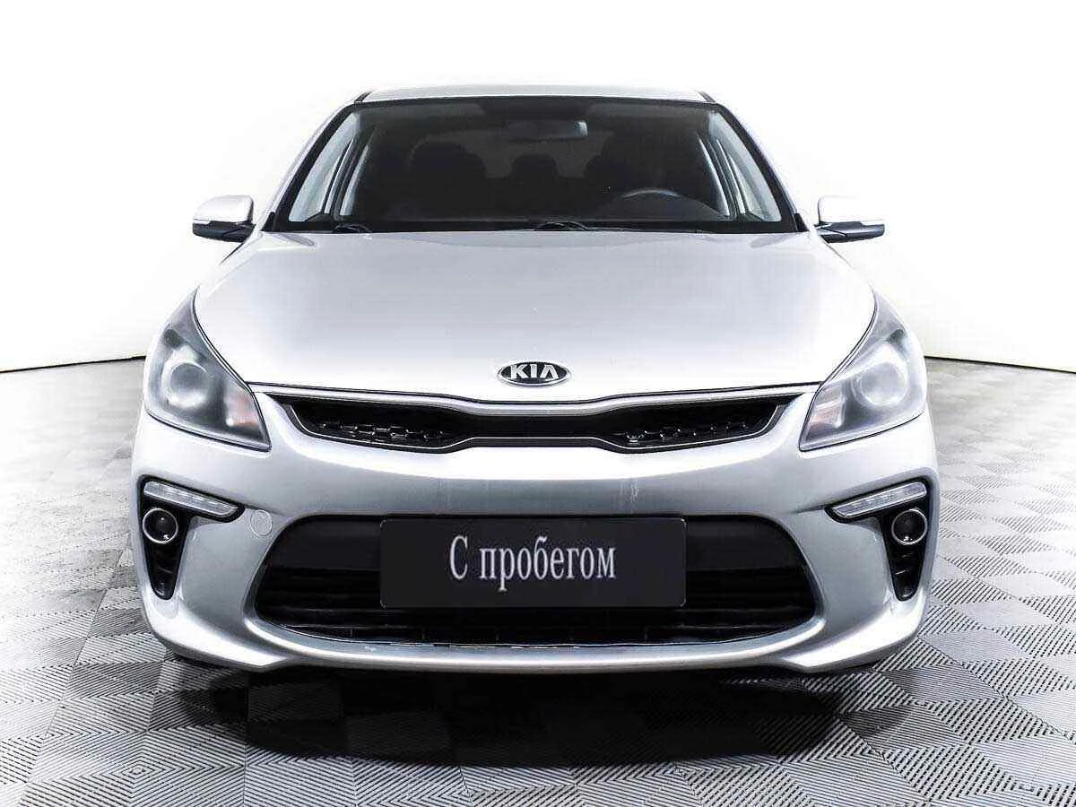 KIA Rio, Серебряный, 2018, Автоматическая, 123 л.с., цена от 900 000 руб.