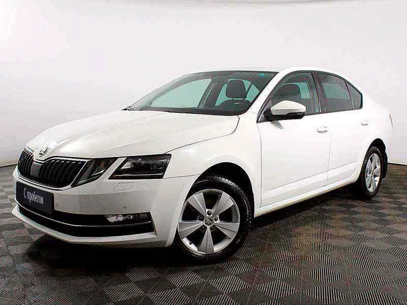 Skoda Octavia, Белый, 2018, Робот, 180 л.с., цена от 1 447 000 руб.