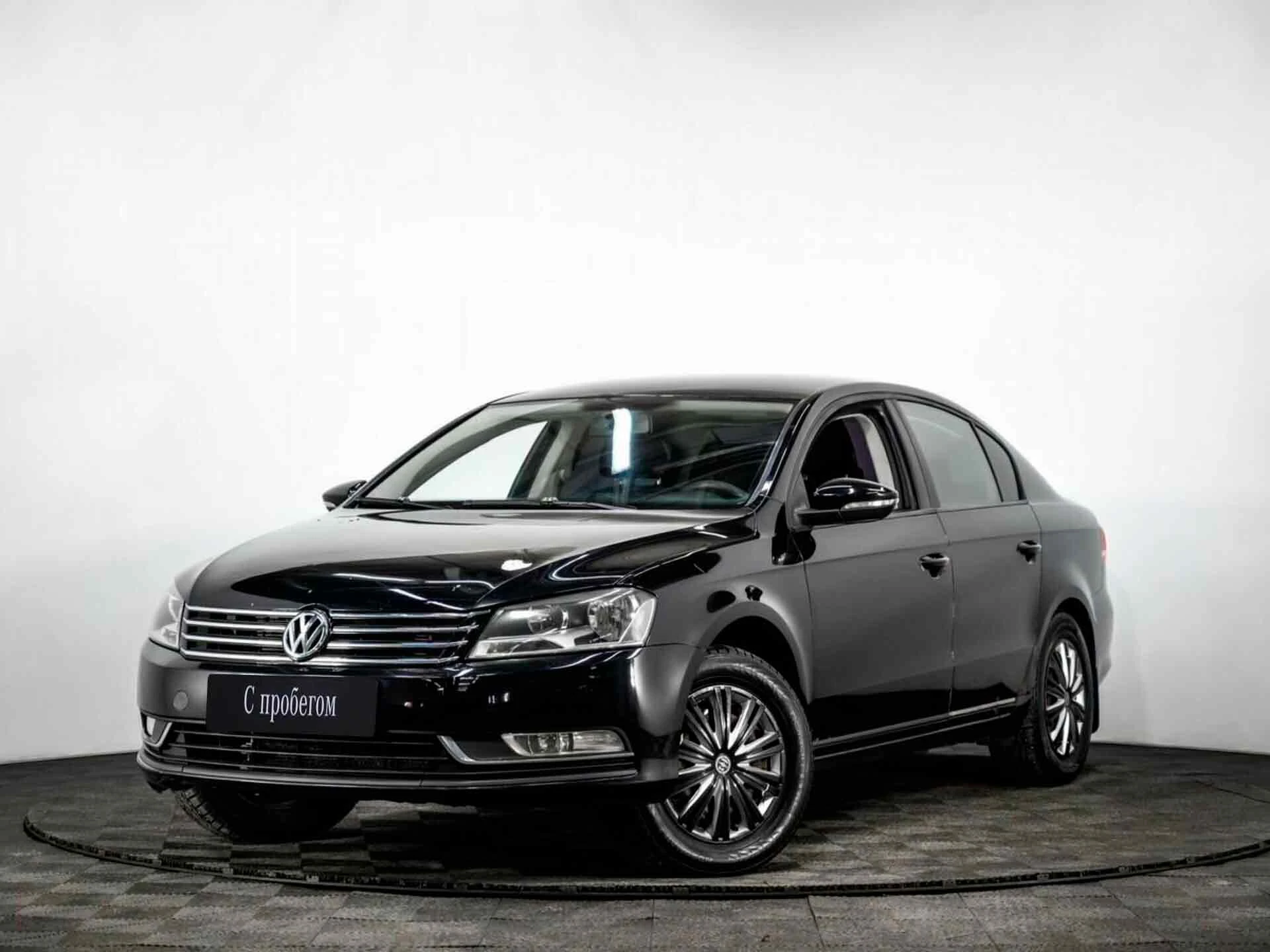 VOLKSWAGEN PASSAT, Черный, 2011, Робот, 152 л.с., цена от 636 000 руб.