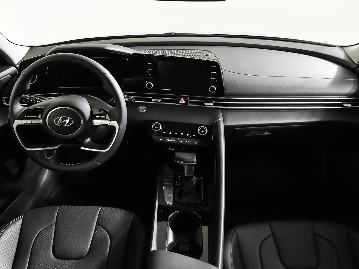 Hyundai Elantra, Черный, 2021, Автоматическая, 150 л.с., цена от 1 651 000 руб.