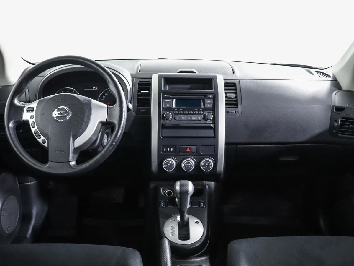 Nissan X-Trail, Черный, 2013, Вариатор, 141 л.с., цена от 783 000 руб.