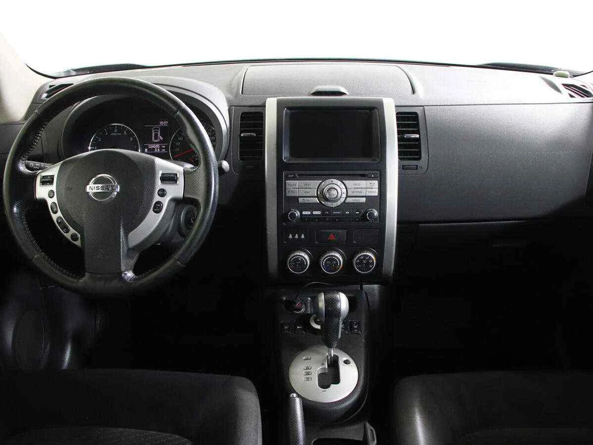 Nissan X-Trail, Серый, 2010, Вариатор, 141 л.с., цена от 579 000 руб.