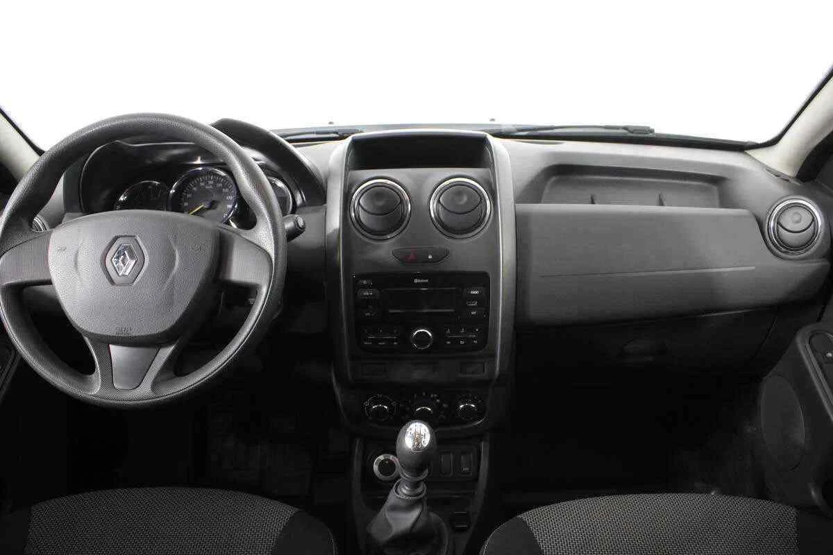 Renault Duster, Серебряный, 2019, Механическая, 114 л.с., цена от 1 442 000 руб.