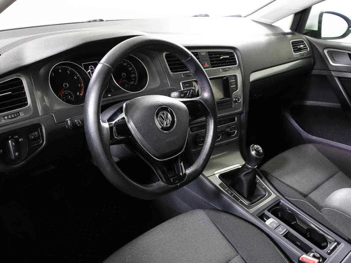 Volkswagen Golf, Белый, 2013, Механическая, 85 л.с., цена от 870 000 руб.