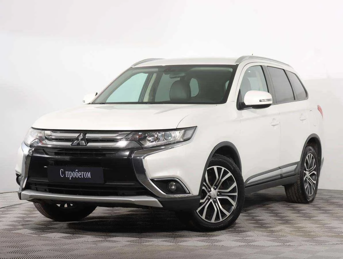 MITSUBISHI OUTLANDER, Белый, 2016, Вариатор, 167 л.с., цена от 1 260 000 руб.