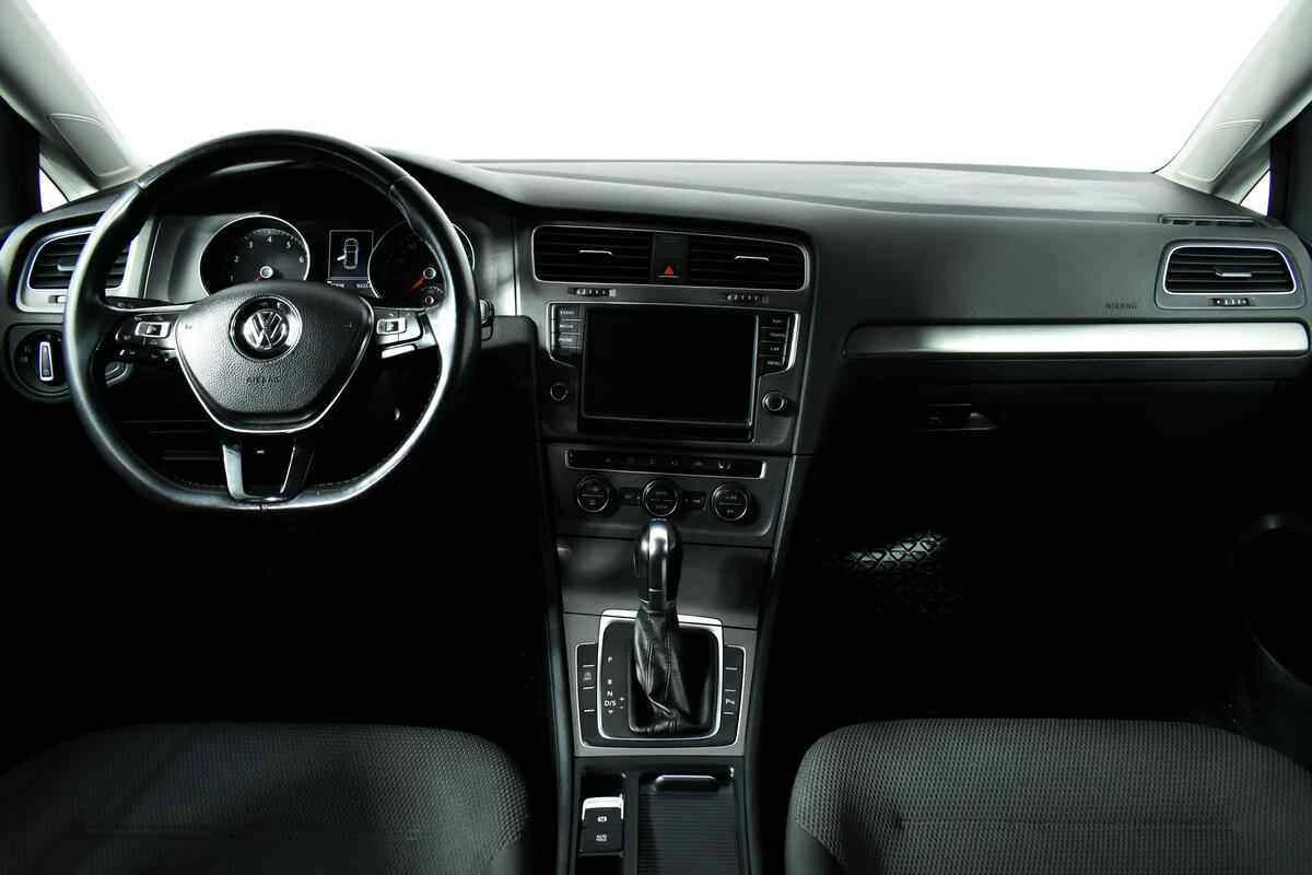 Volkswagen Golf, Синий, 2013, Робот, 122 л.с., цена от 490 000 руб.