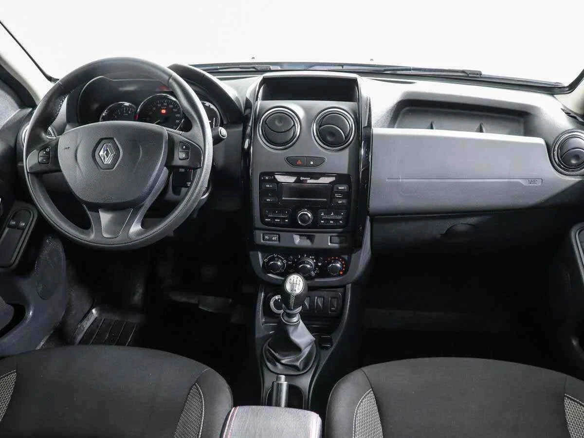 Renault Duster, Серебряный, 2018, Механическая, 109 л.с., цена от 1 249 000 руб.