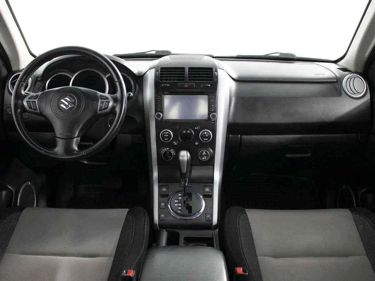 Suzuki Grand Vitara, Серебряный, 2011, Автоматическая, 169 л.с., цена от 710 000 руб.