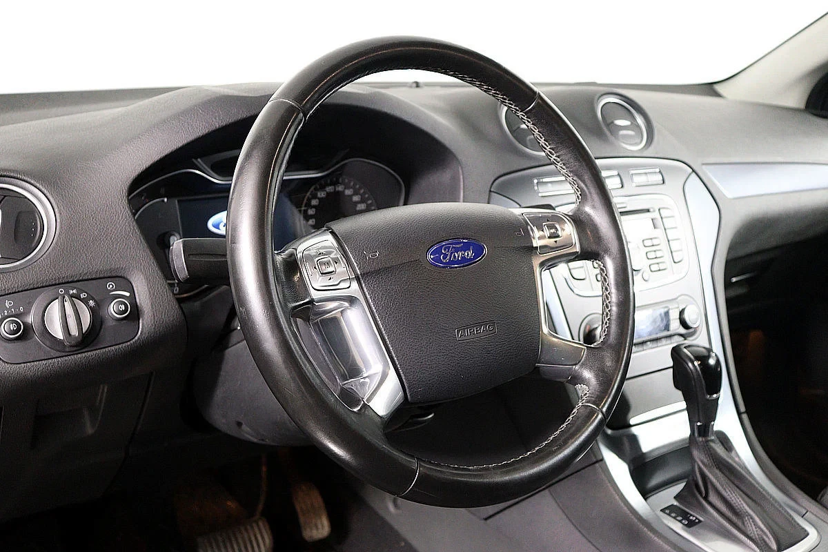 Ford Mondeo, Серебряный, 2011, Автоматическая, 161 л.с., цена от 475 000 руб.