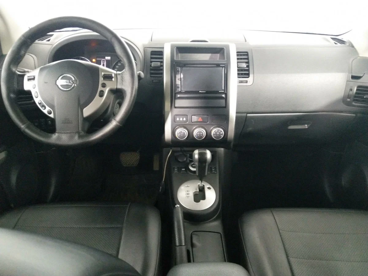 Nissan X-Trail, Черный, 2014, Автоматическая, 150 л.с., цена от 1 021 700 руб.