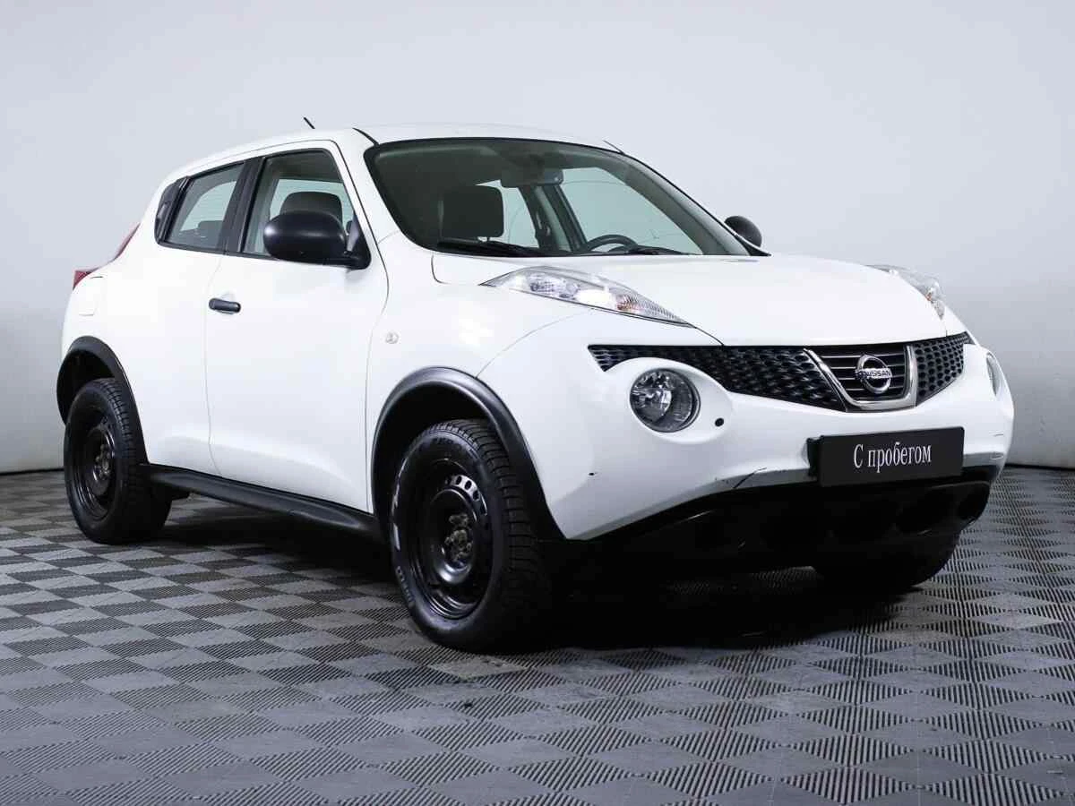 Nissan Juke, Белый, 2014, Вариатор, 117 л.с., цена от 581 000 руб.