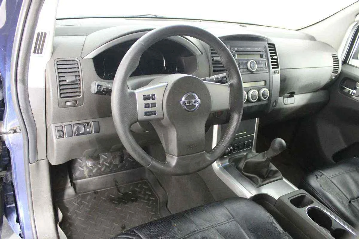 Nissan Pathfinder, Синий, 2011, Механическая, 190 л.с., цена от 1 008 000 руб.