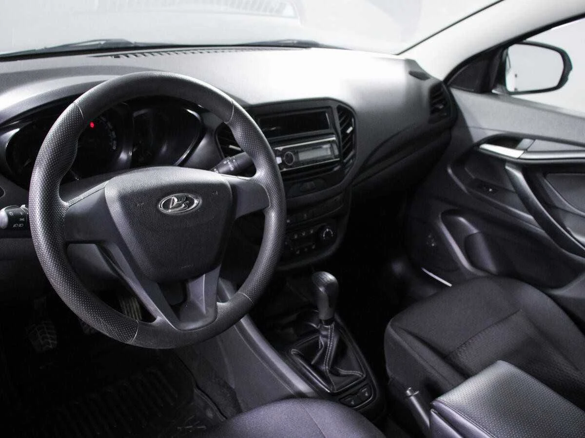 LADA VESTA, Белый, 2016, Механическая, 106 л.с., цена от 520 000 руб.