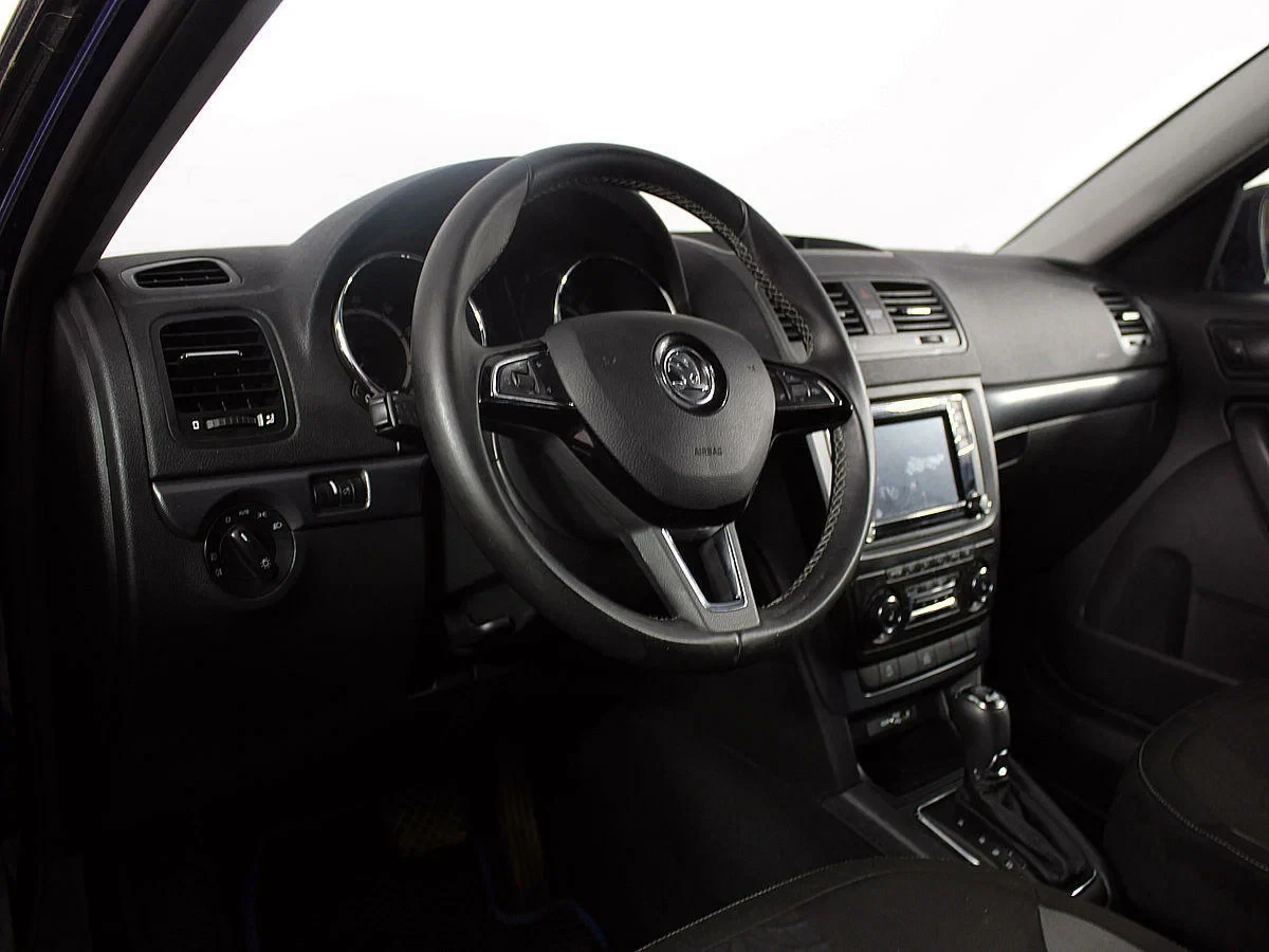 Skoda Yeti, Синий, 2017, Робот, 152 л.с., цена от 1 249 000 руб.