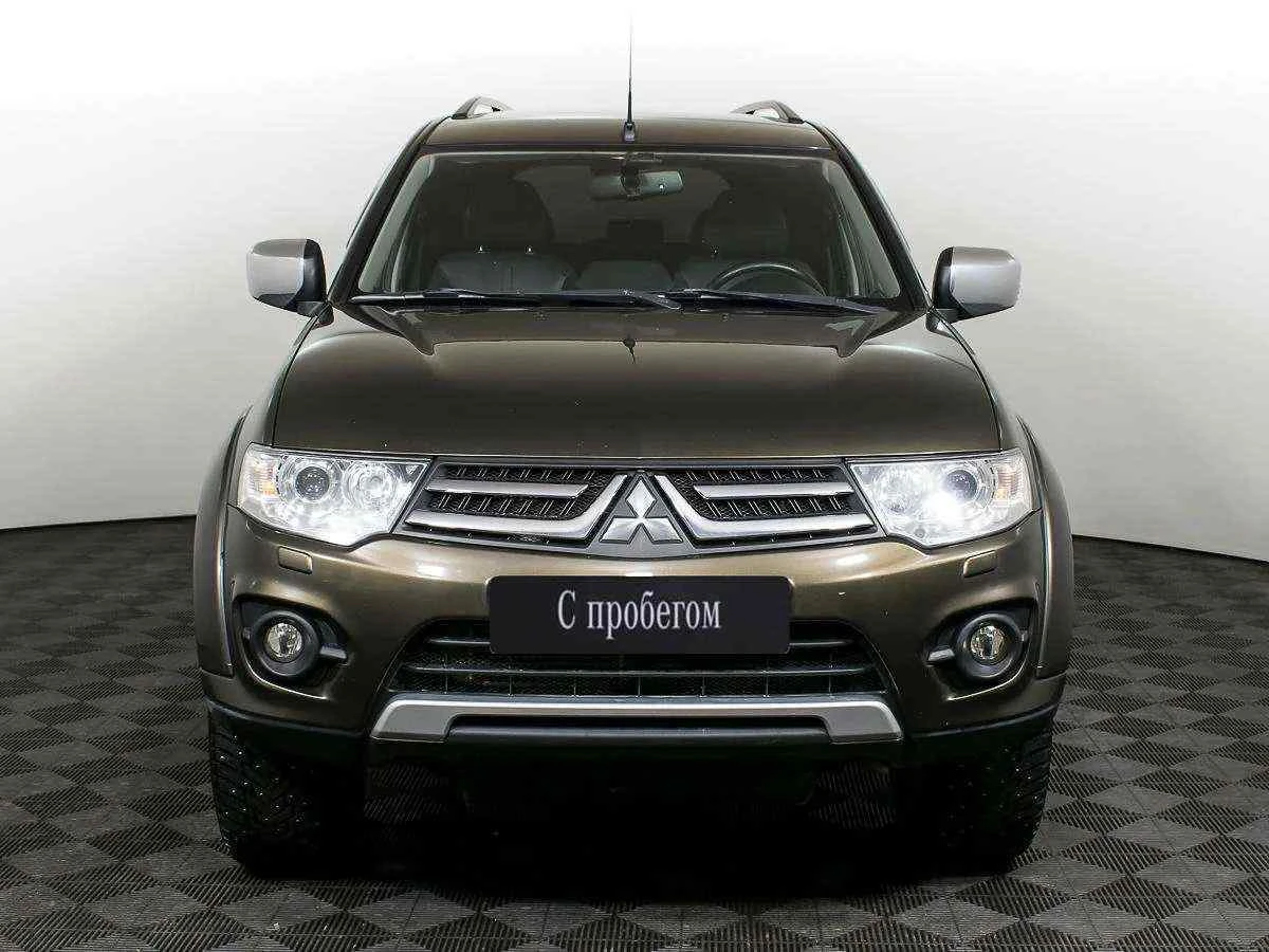 Mitsubishi Pajero Sport, Коричневый, 2014, Автоматическая, 178 л.с., цена от 1 455 000 руб.