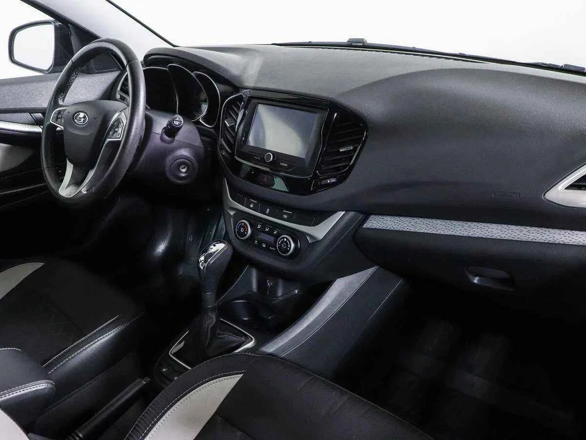 LADA Vesta SW Cross, Черный, 2020, Вариатор, 113 л.с., цена от 865 000 руб.