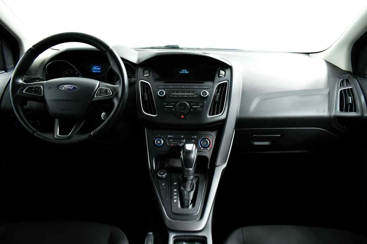 Ford Focus, Синий, 2017, Робот, 105 л.с., цена от 794 000 руб.