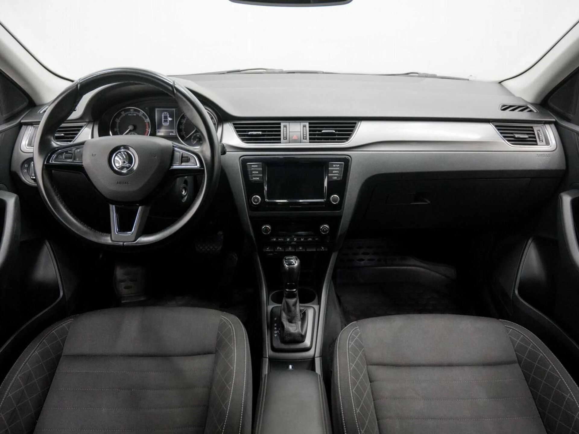 SKODA RAPID, Синий, 2018, Робот, 125 л.с., цена от 755 200 руб.