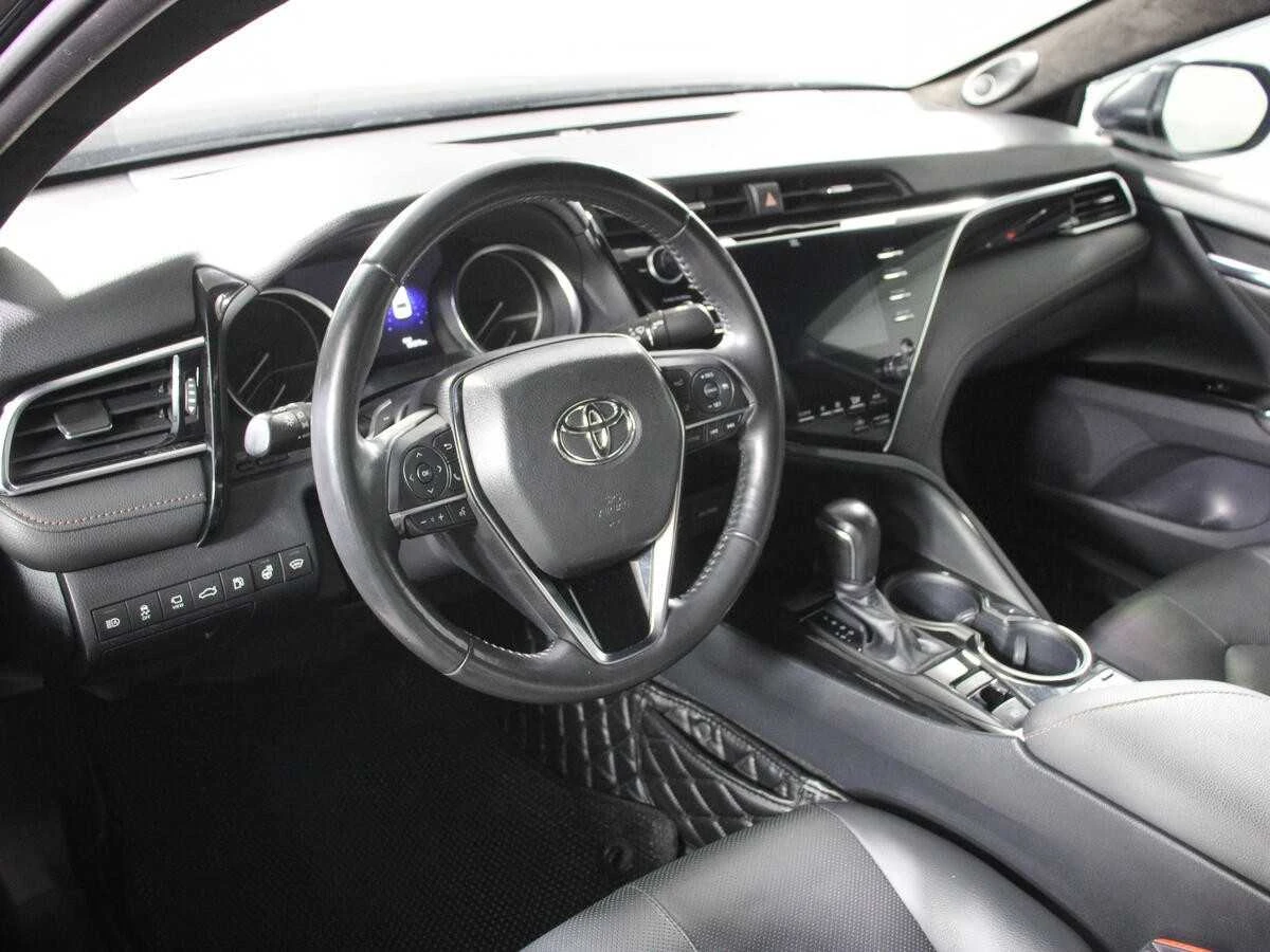 TOYOTA CAMRY, Черный, 2018, Автоматическая, 249 л.с., цена от 2 304 000 руб.