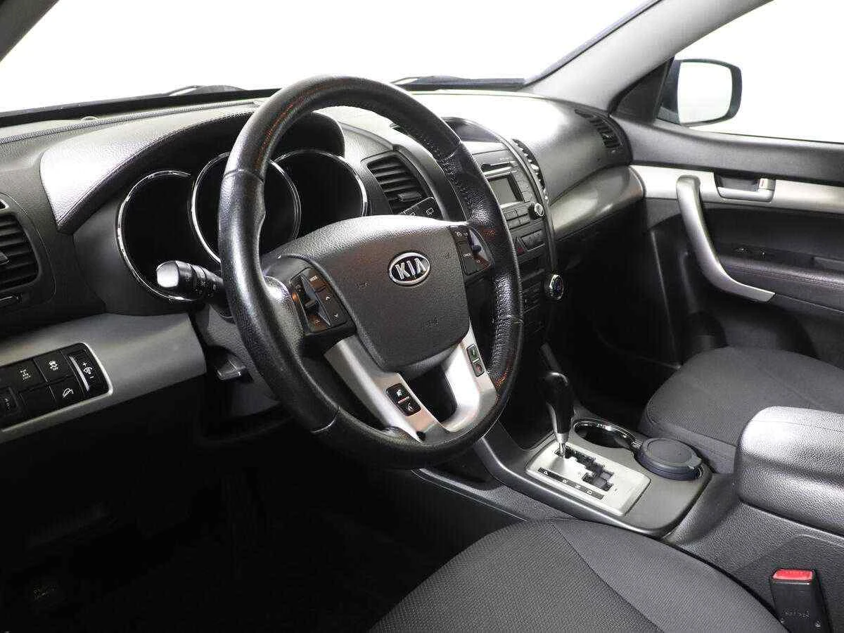 KIA Sorento, Черный, 2012, Автоматическая, 175 л.с., цена от 995 000 руб.