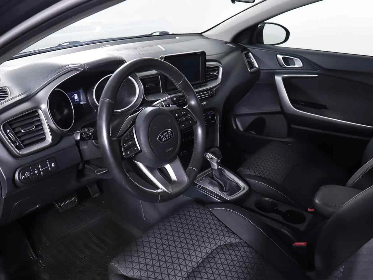 KIA Ceed, Черный, 2019, Робот, 140 л.с., цена от 1 195 000 руб.