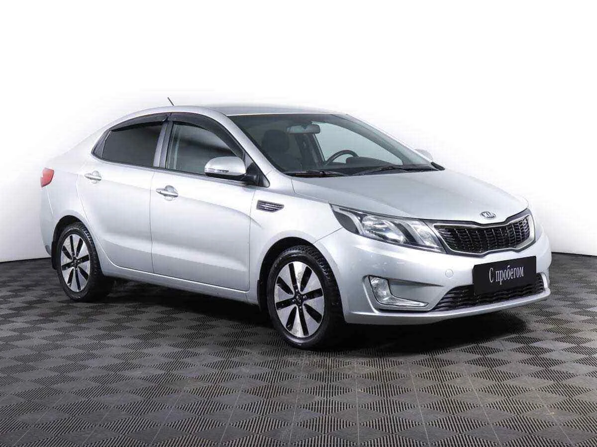 KIA Rio, Серебряный, 2013, Автоматическая, 123 л.с., цена от 545 000 руб.