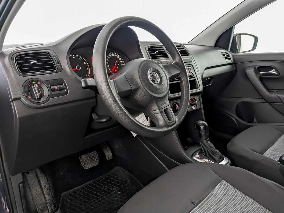 VOLKSWAGEN POLO, Синий, 2012, Автоматическая, 105 л.с., цена от 640 000 руб.