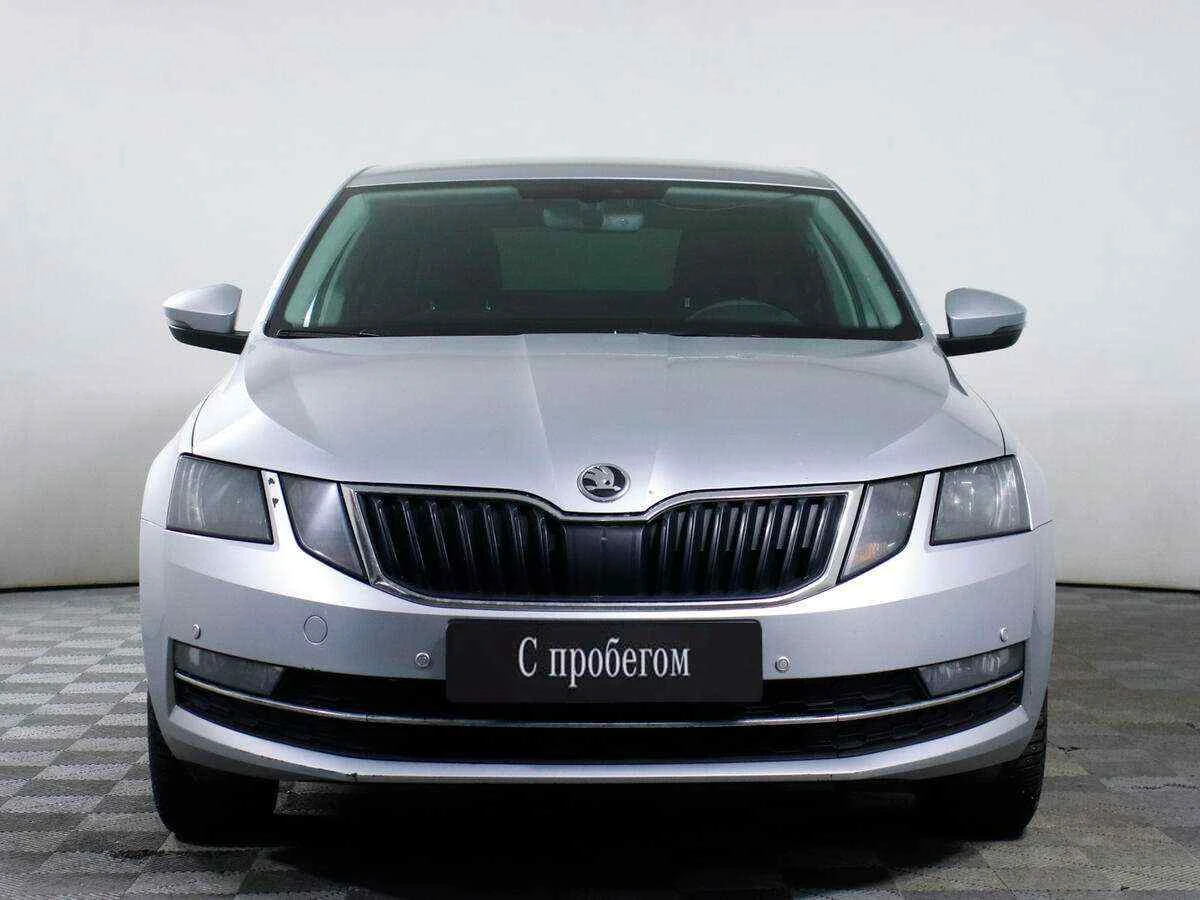 Skoda Octavia, Серебряный, 2018, Автоматическая, 110 л.с., цена от 900 000 руб.