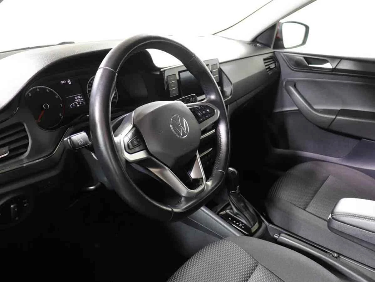 Volkswagen Polo, Красный, 2020, Автоматическая, 110 л.с., цена от 726 000 руб.
