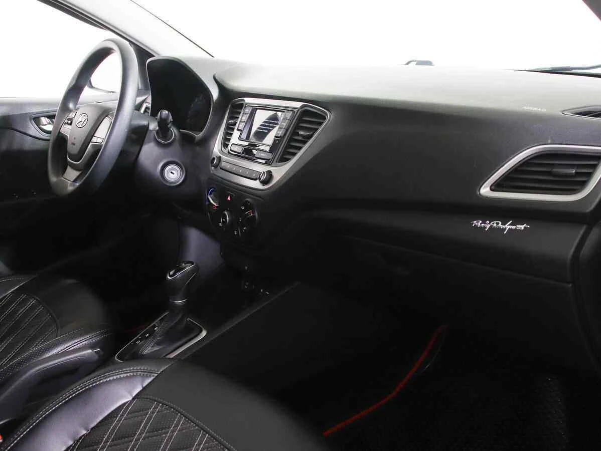 Hyundai Solaris, Черный, 2018, Автоматическая, 100 л.с., цена от 499 000 руб.