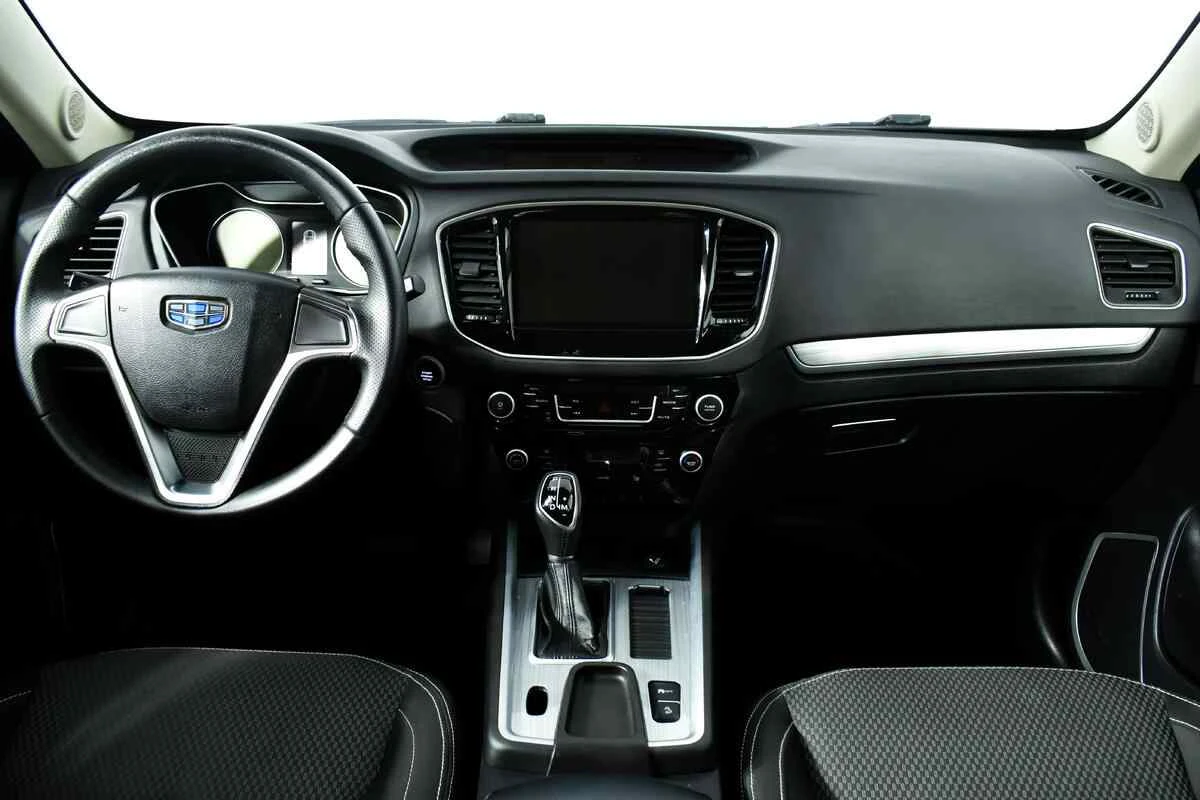 Geely Emgrand X7, Черный, 2018, Автоматическая, 139 л.с., цена от 1 013 000 руб.