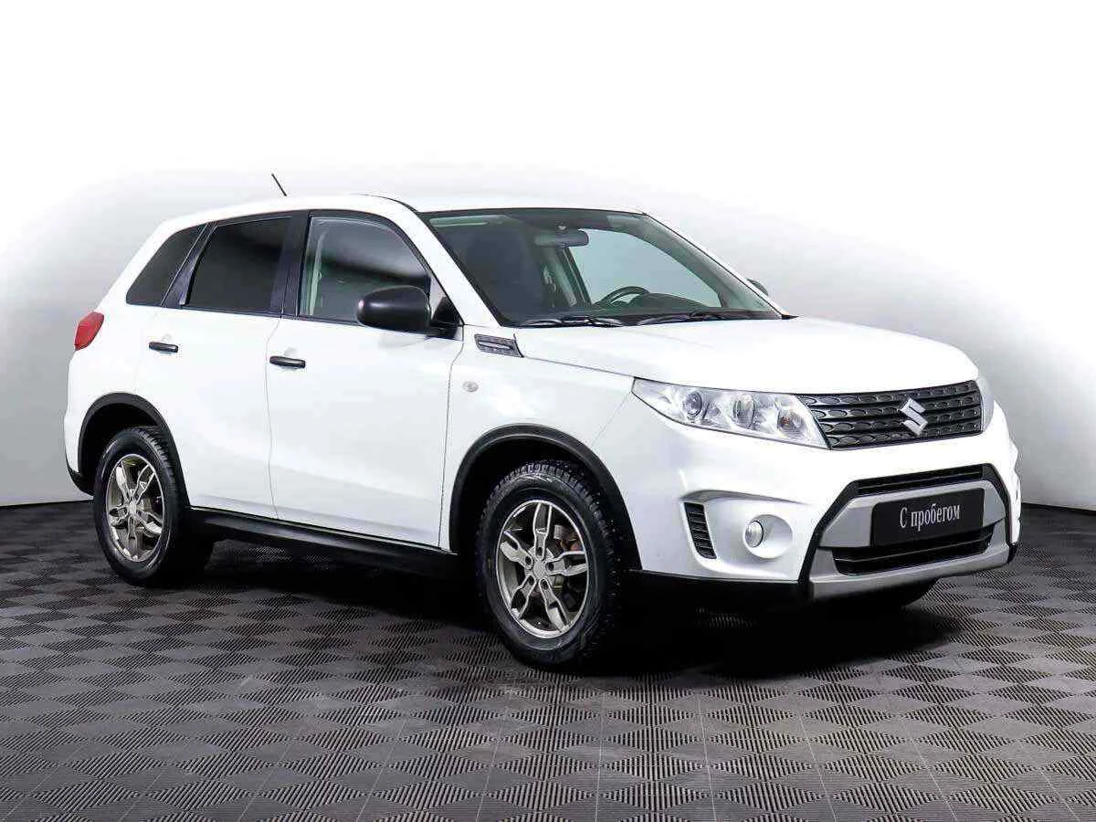 Suzuki Vitara, Белый, 2015, Механическая, 117 л.с., цена от 967 000 руб.