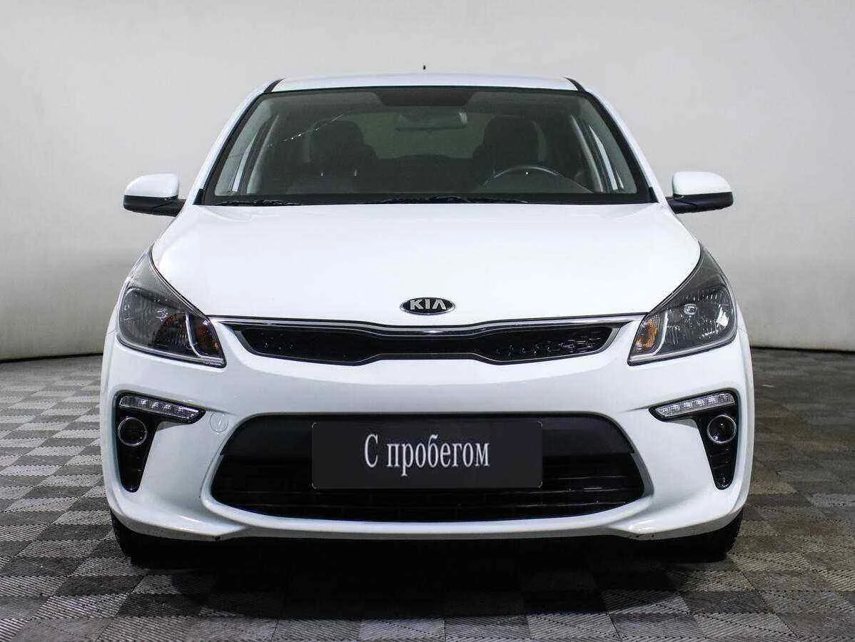 KIA Rio, Белый, 2017, Автоматическая, 123 л.с., цена от 725 000 руб.