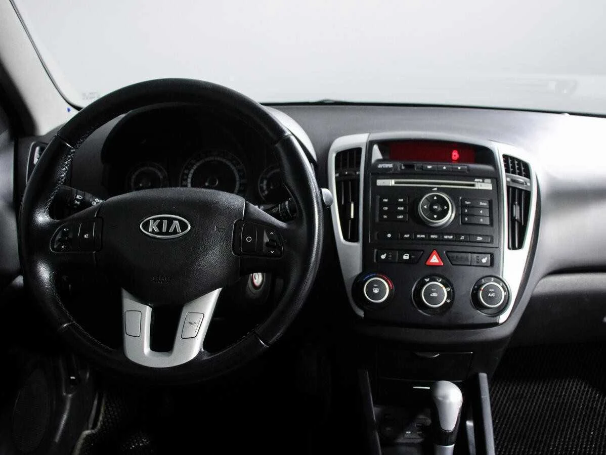 KIA CEED, Бежевый, 2010, Автоматическая, 122 л.с., цена от 544 000 руб.