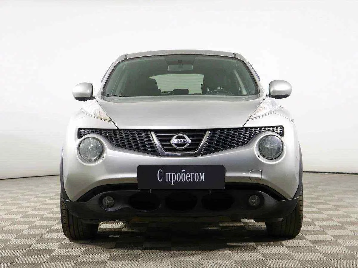 Nissan Juke, Серебряный, 2013, Вариатор, 117 л.с., цена от 570 000 руб.
