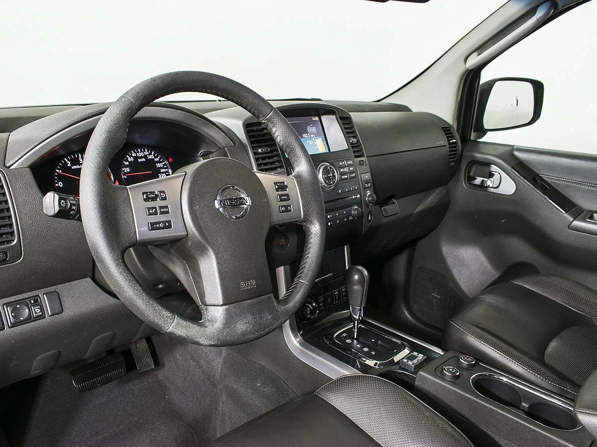 Nissan Pathfinder, Коричневый, 2010, Автоматическая, 231 л.с., цена от 1 015 000 руб.