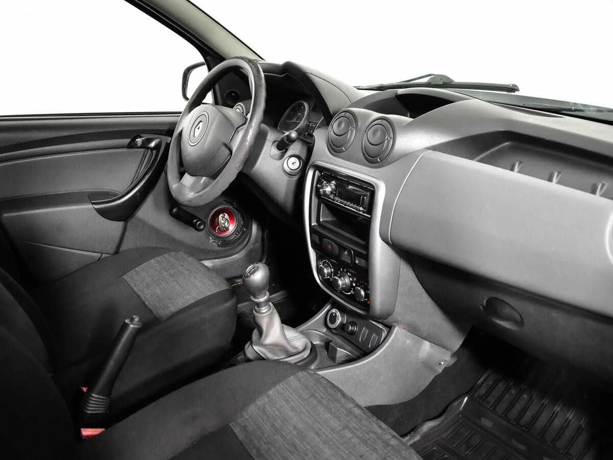 RENAULT DUSTER, Серебряный, 2012, Механическая, 102 л.с., цена от 448 000 руб.