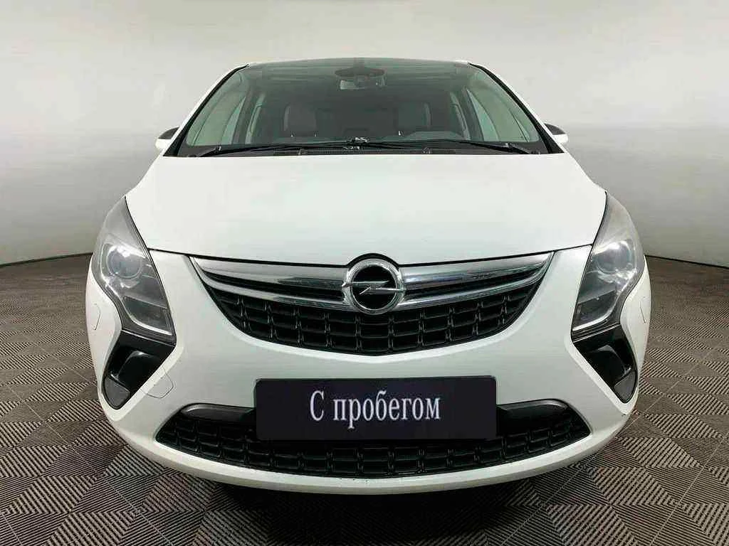Opel Zafira, Белый, 2013, Автоматическая, 140 л.с., цена от 875 000 руб.