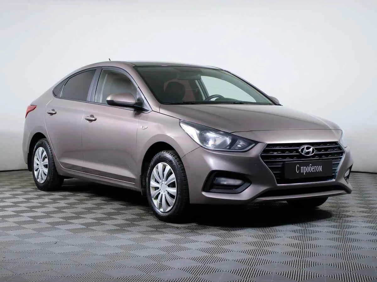 Hyundai Solaris, Коричневый, 2019, Механическая, 123 л.с., цена от 514 000 руб.