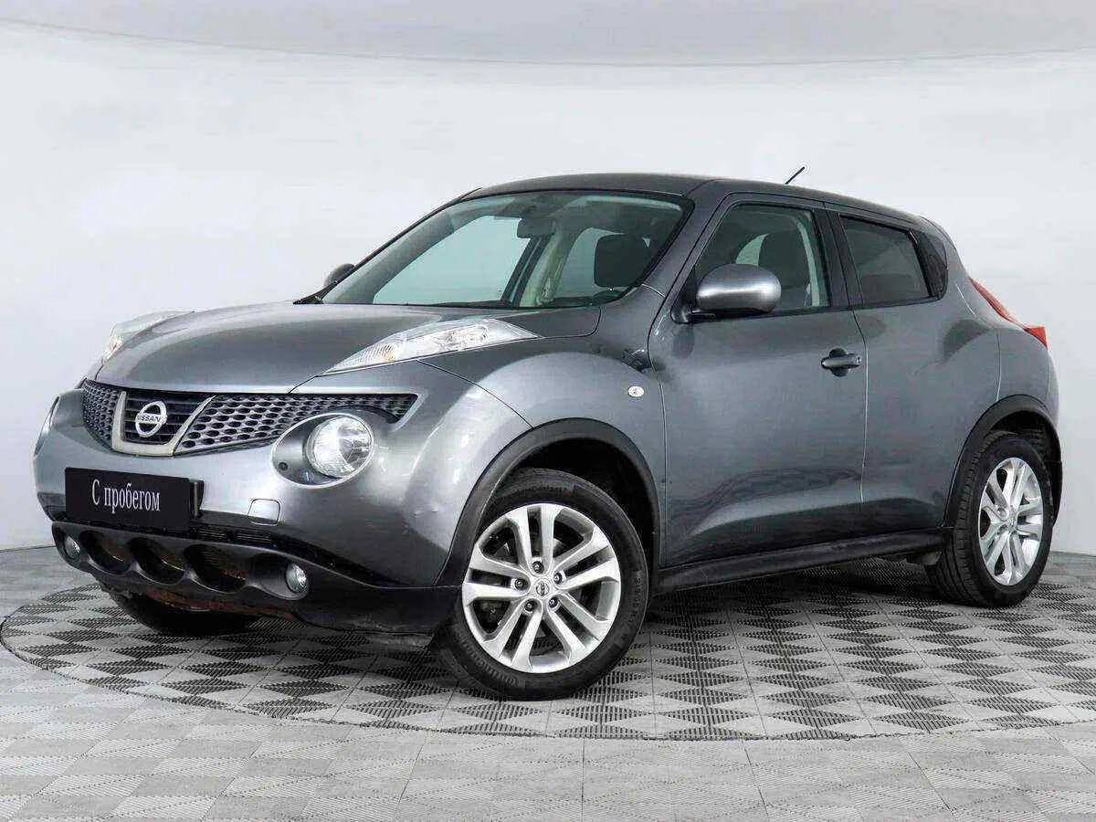 Nissan Juke, Серый, 2013, Вариатор, 190 л.с., цена от 623 000 руб.